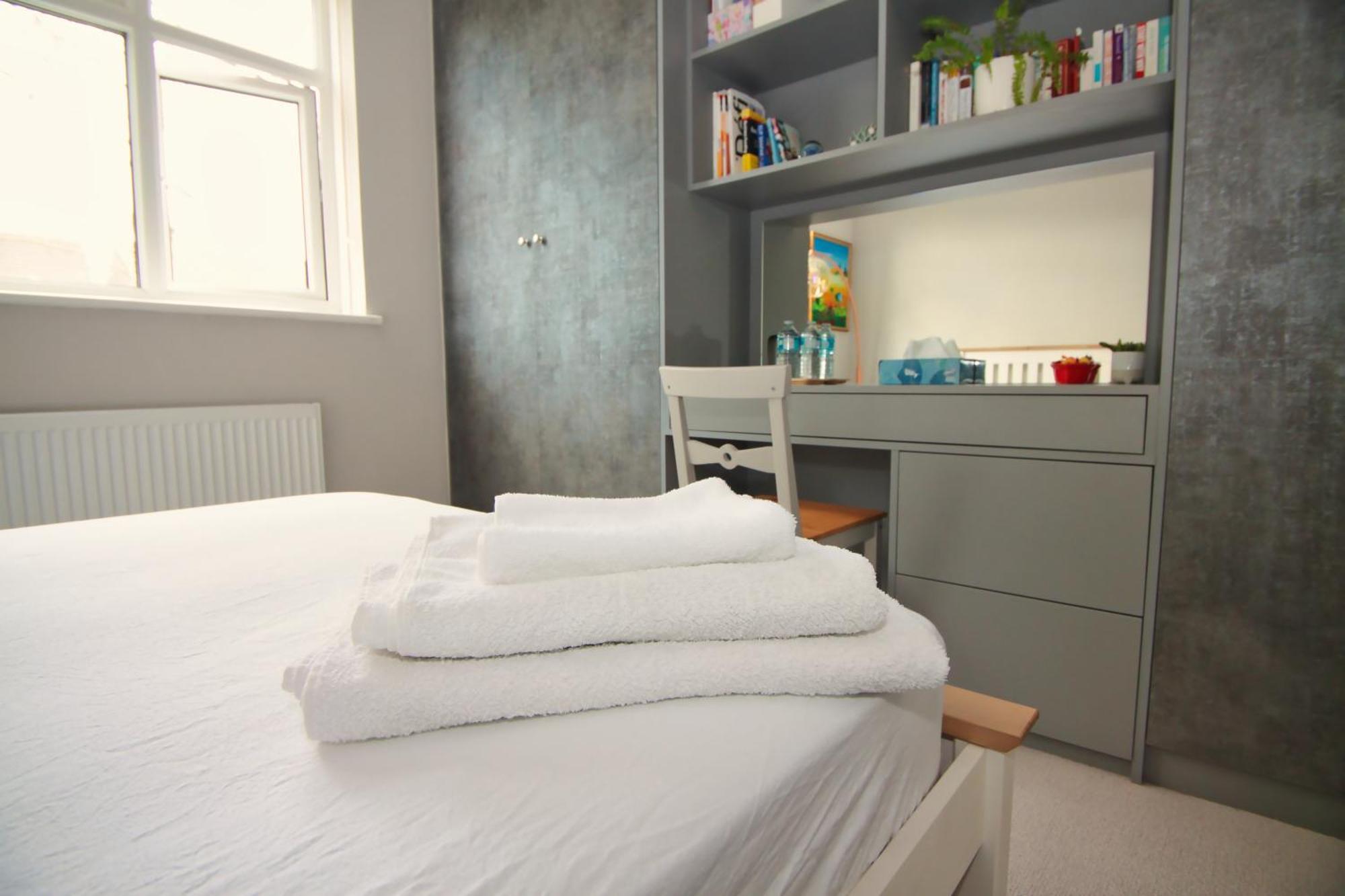 Spacious Double Room With Private Bathroom In Quiet Area Only 20 Min To Central London Streatham Vale エクステリア 写真